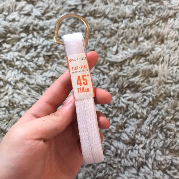 Converse White Canvas Low Top - Picture 5 of 7